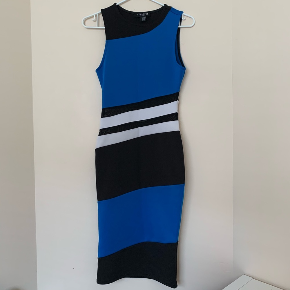 Sleeveless Blue Striped Dress